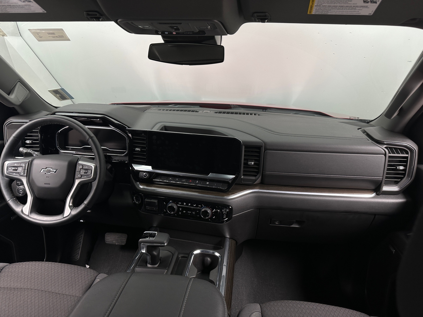 Thumbnail: 2025 Chevrolet Silverado 1500 - 3