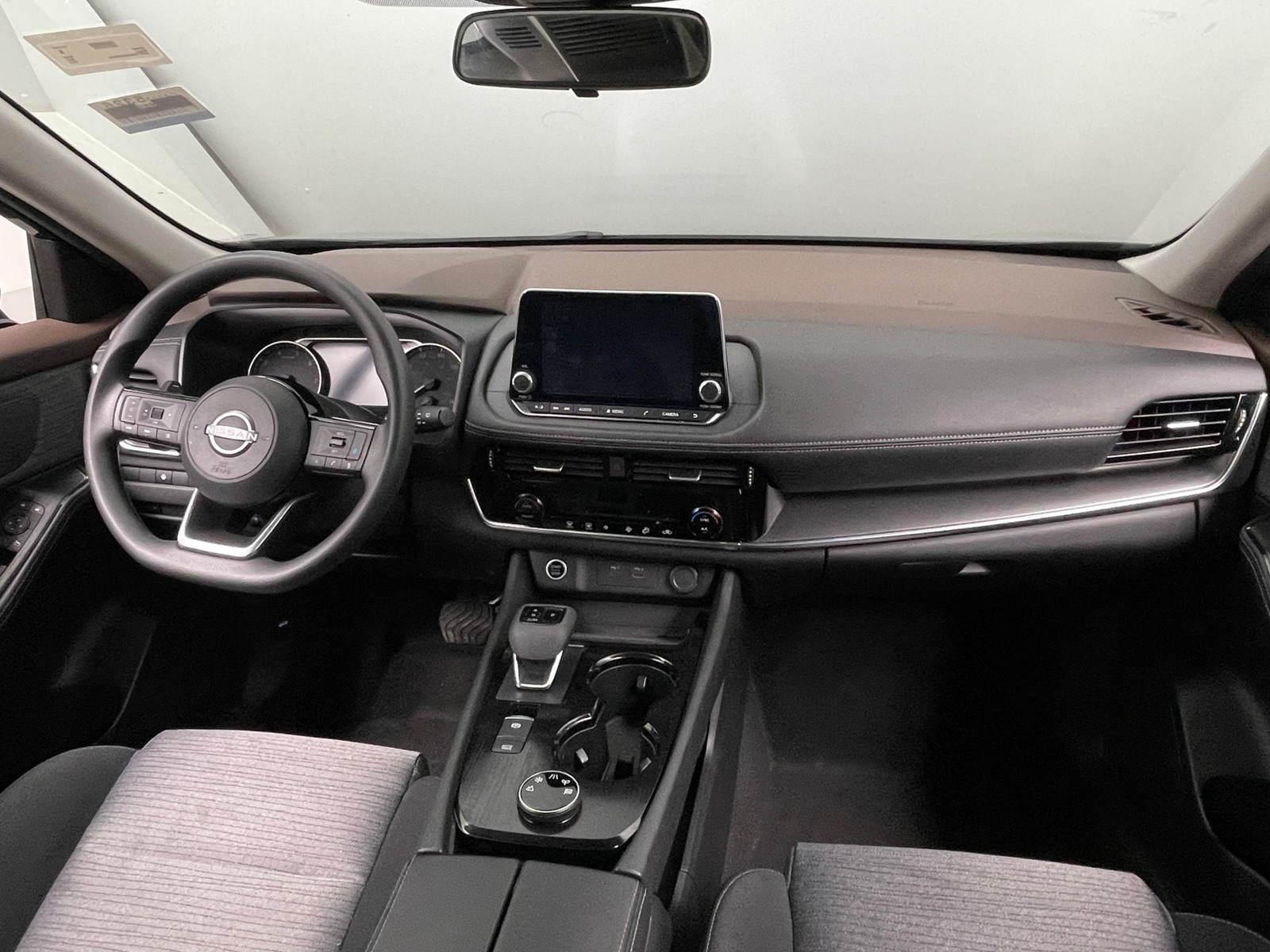 Thumbnail: 2022 Nissan Rogue - 3