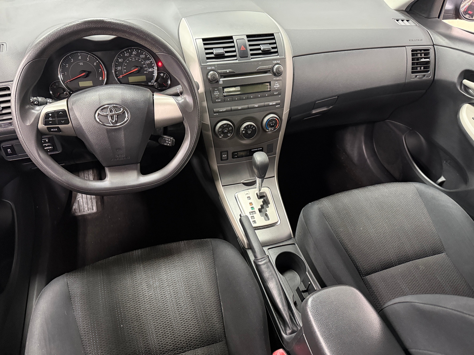 Thumbnail: 2011 Toyota Corolla - 3