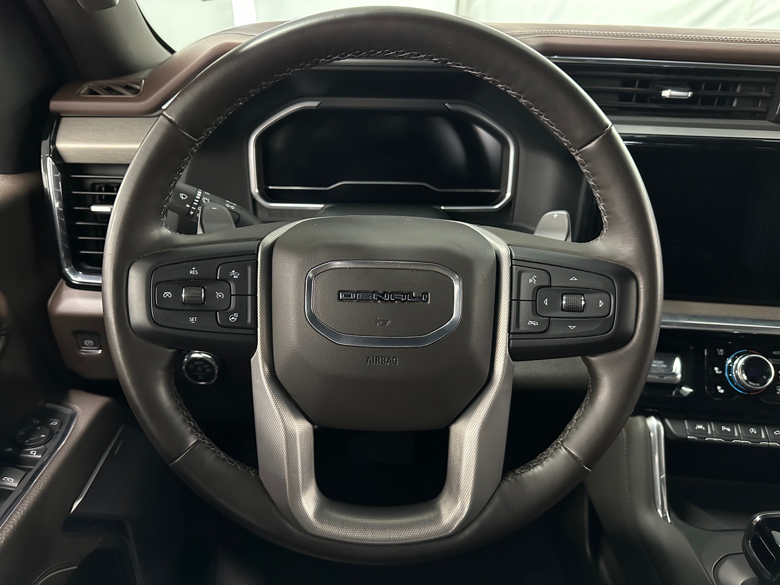 Thumbnail: 2023 GMC Sierra 1500 - 4