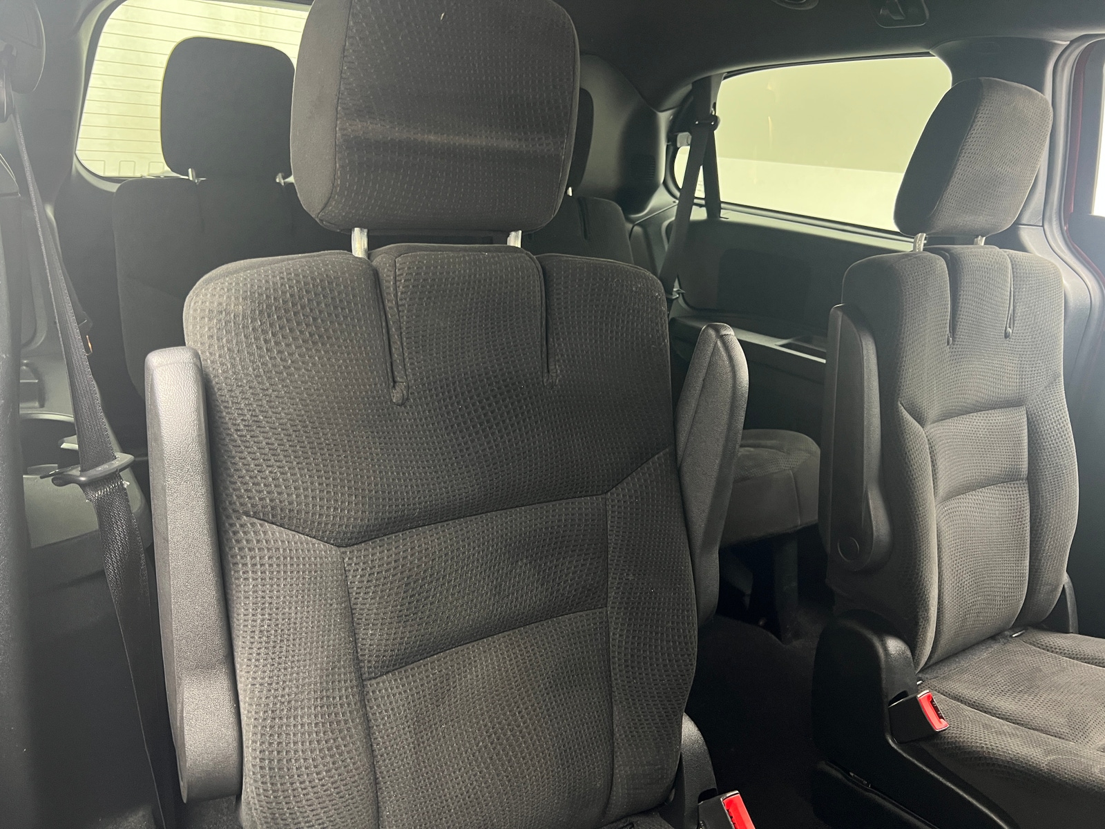 Thumbnail: 2017 Dodge Grand Caravan - 6