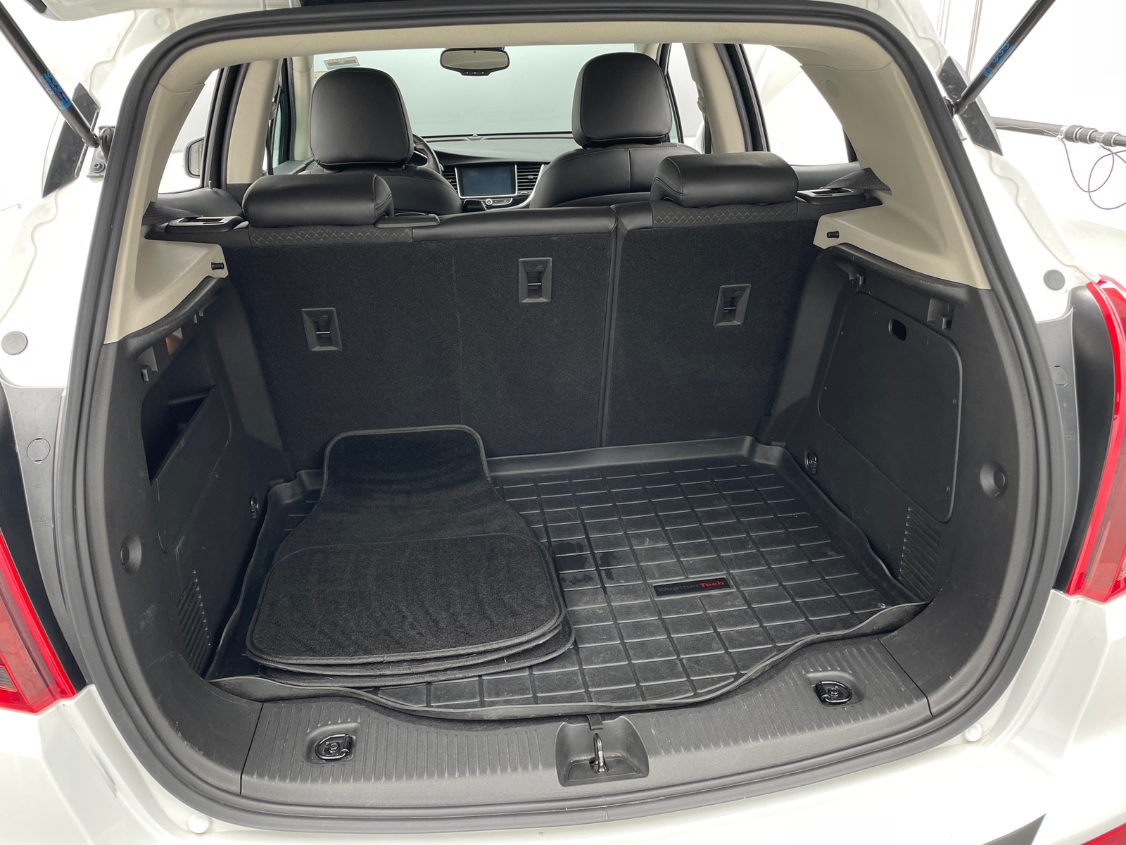 Thumbnail: 2017 Buick Encore - 7