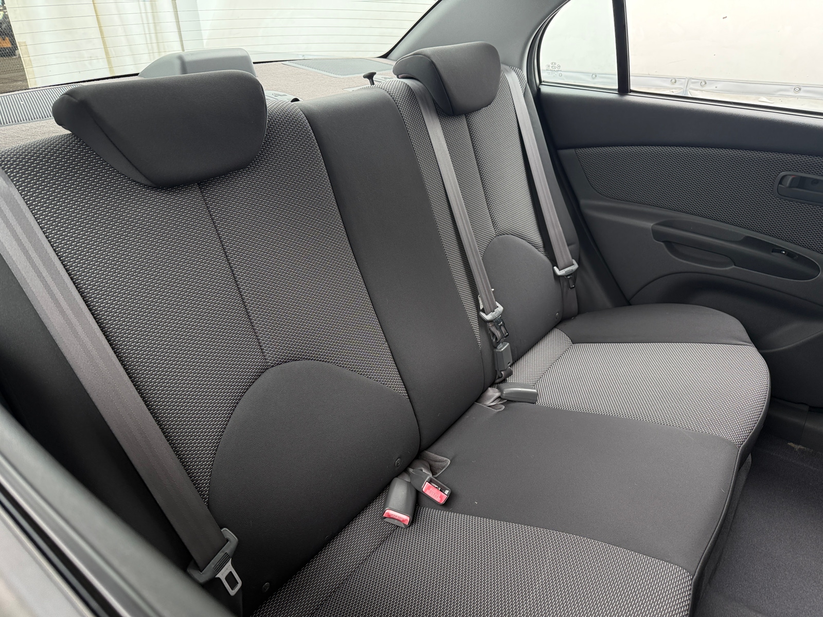 Thumbnail: 2011 Kia Rio - 6