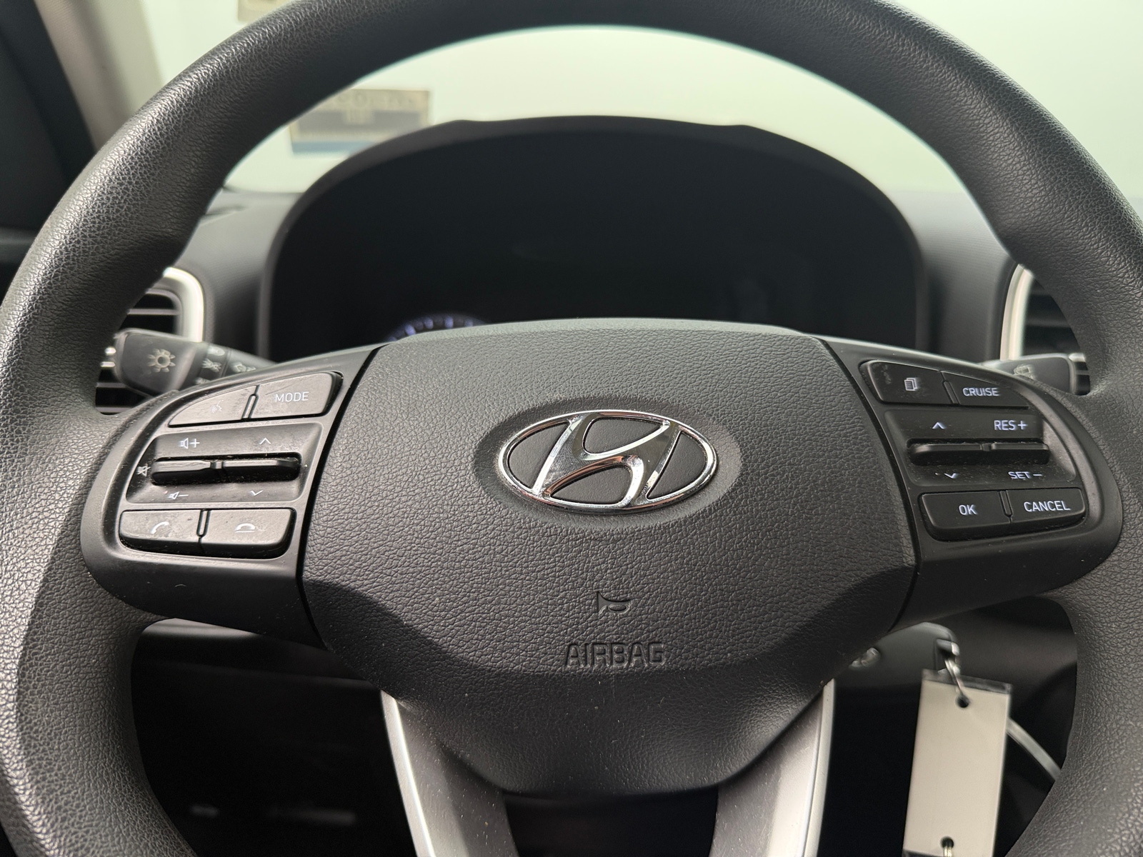 Thumbnail: 2021 Hyundai Venue - 5