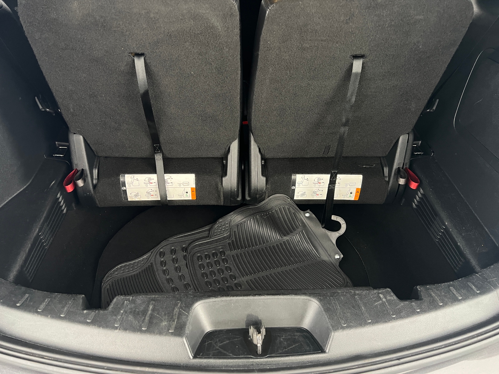 Thumbnail: 2017 Ford Explorer - 7