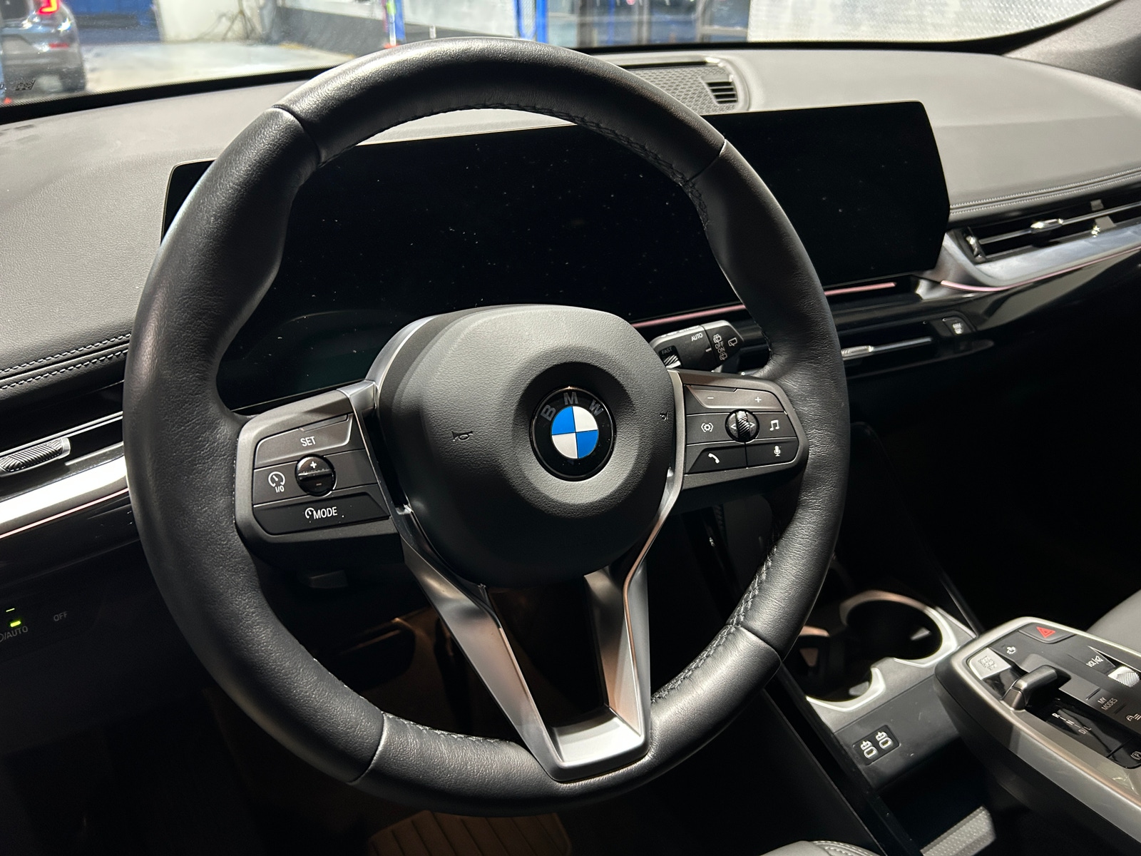 Thumbnail: 2025 BMW X1 - 4