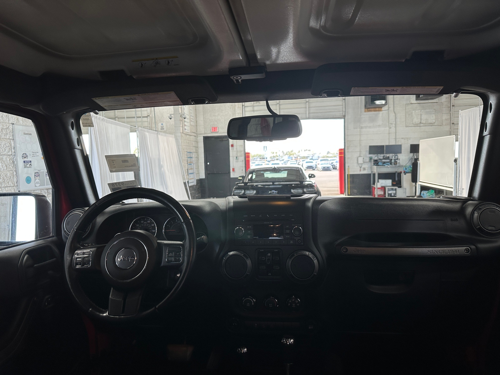 Thumbnail: 2016 Jeep Wrangler - 3