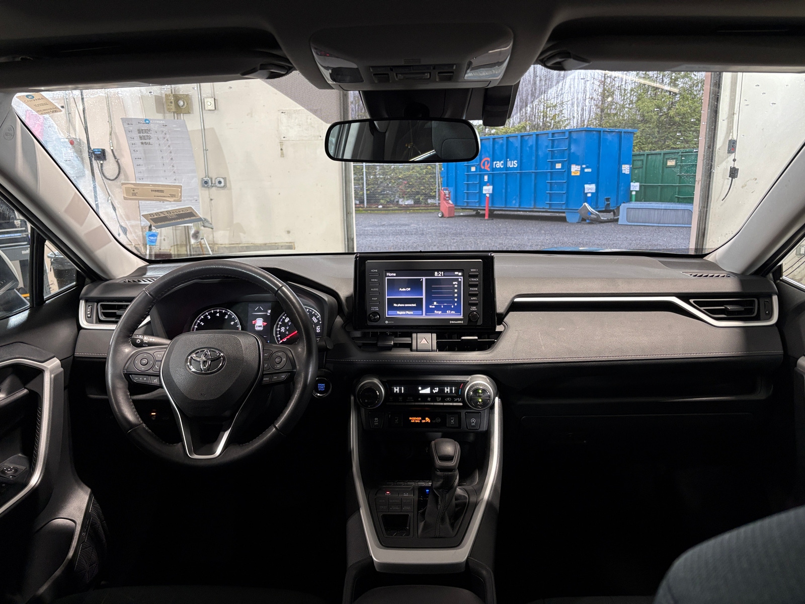 Thumbnail: 2022 Toyota RAV4 - 3