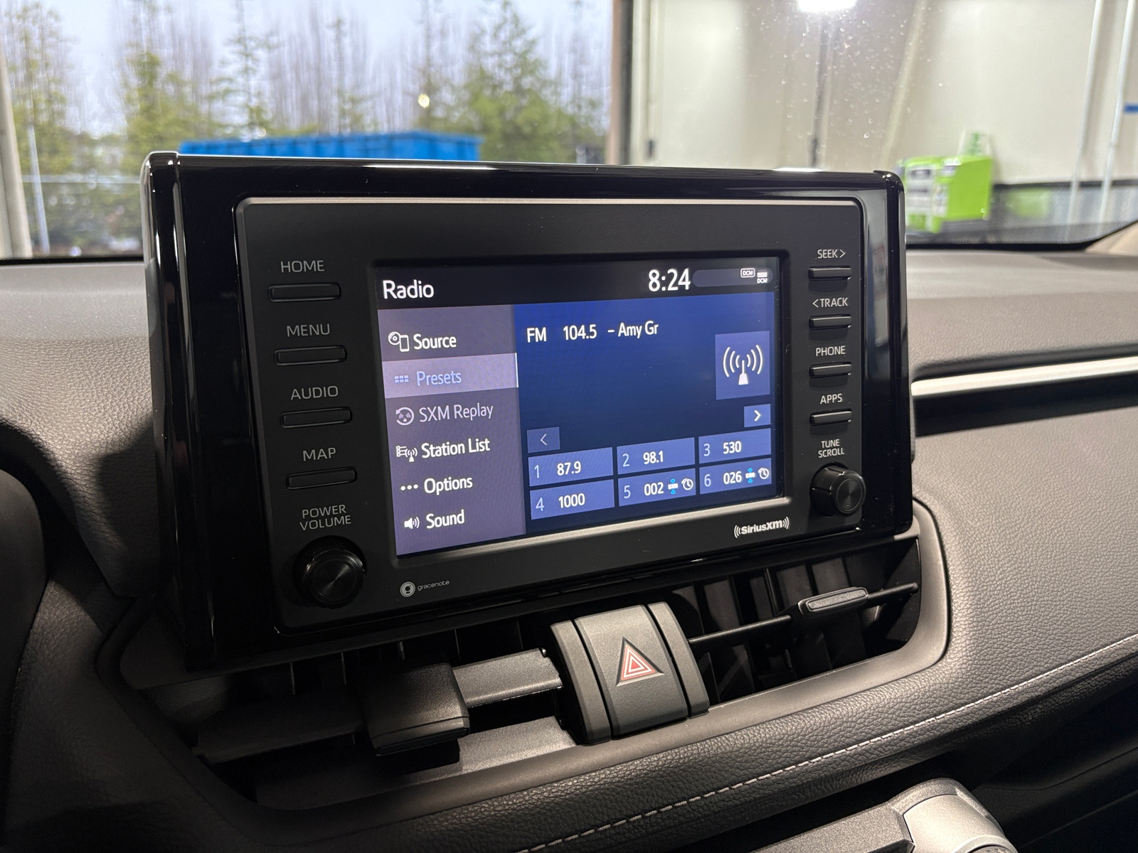 Thumbnail: 2022 Toyota RAV4 - 4