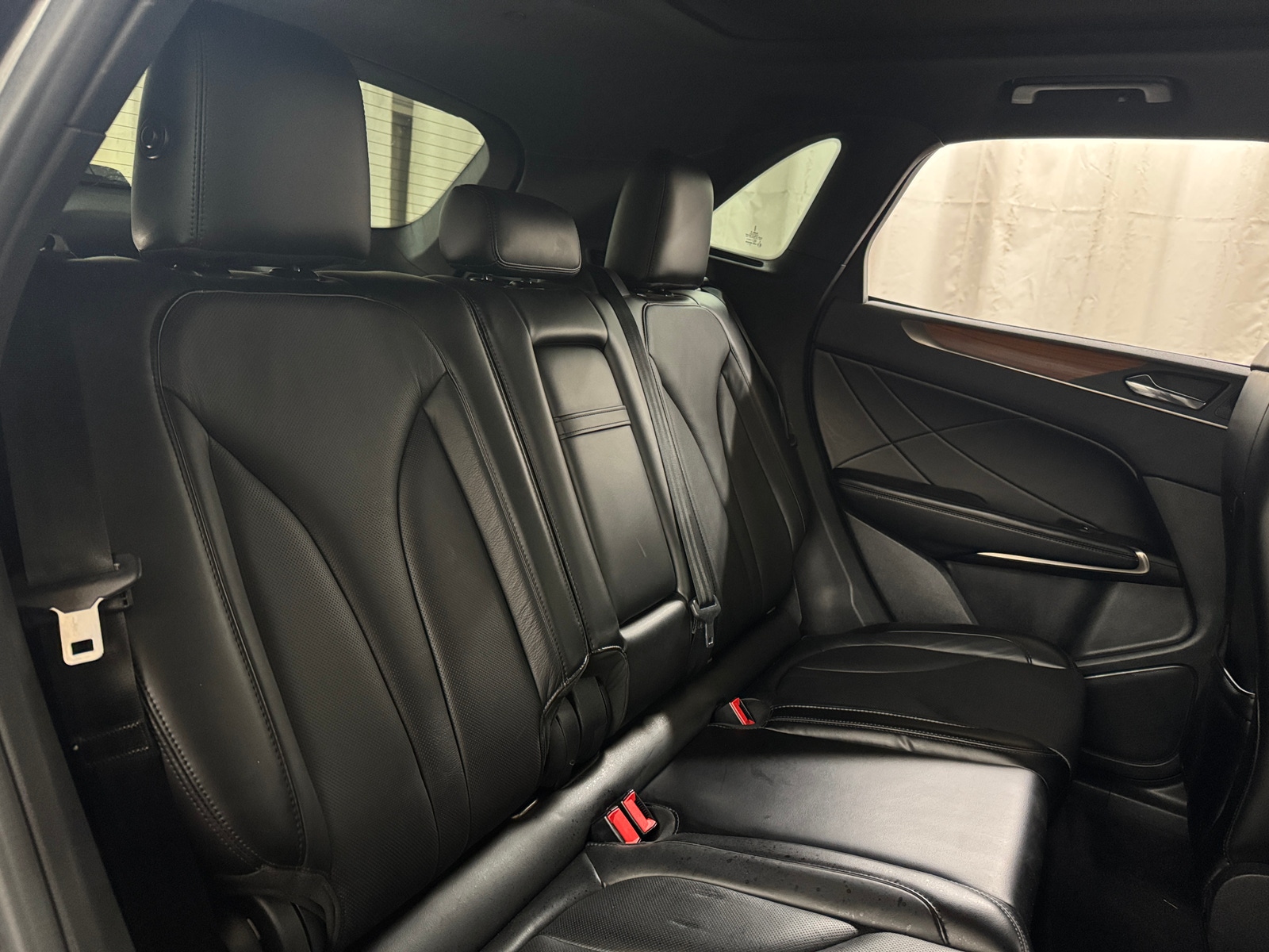 Thumbnail: 2017 Lincoln MKC - 5