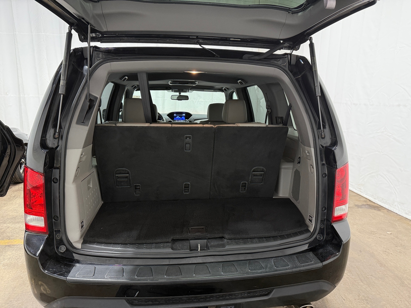 Thumbnail: 2015 Honda Pilot - 6