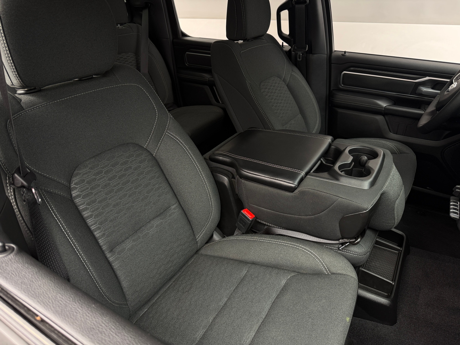 Thumbnail: 2025 RAM 1500 - 2