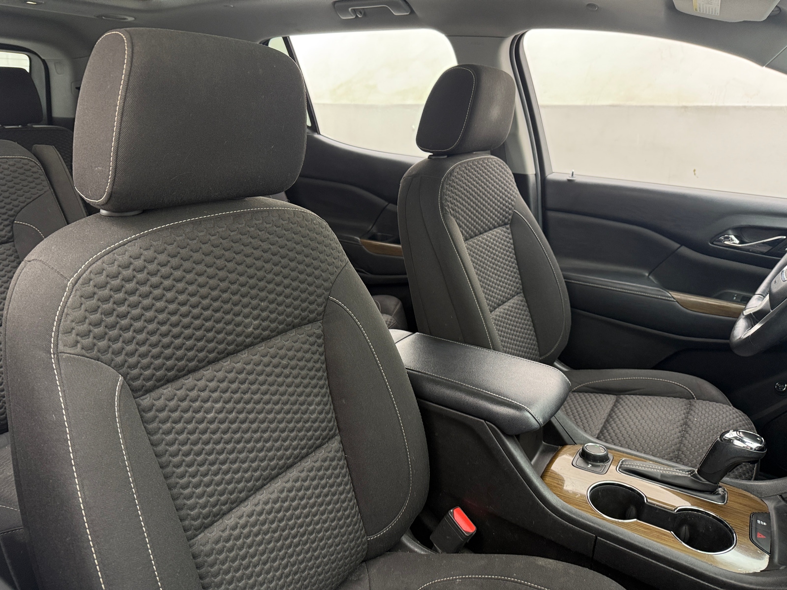 Thumbnail: 2017 GMC Acadia - 2