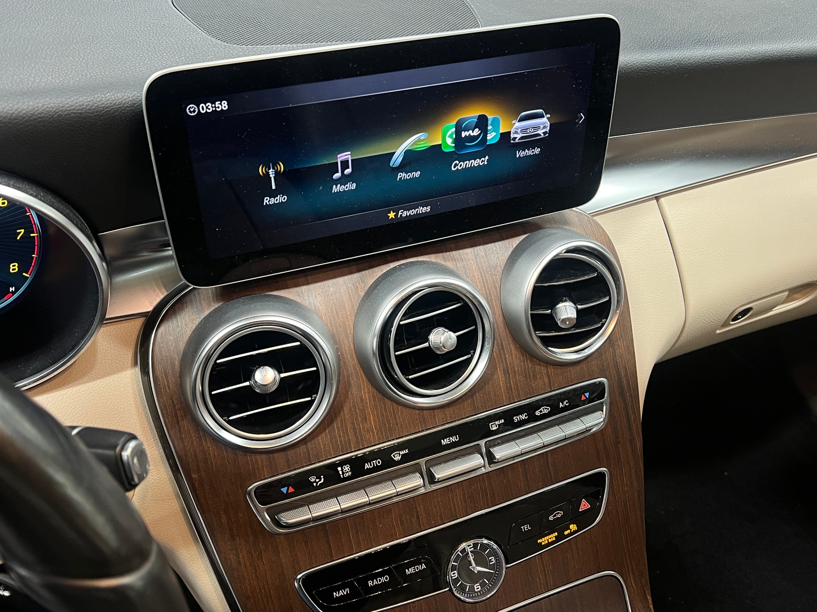 Thumbnail: 2021 Mercedes-Benz C-Class - 3