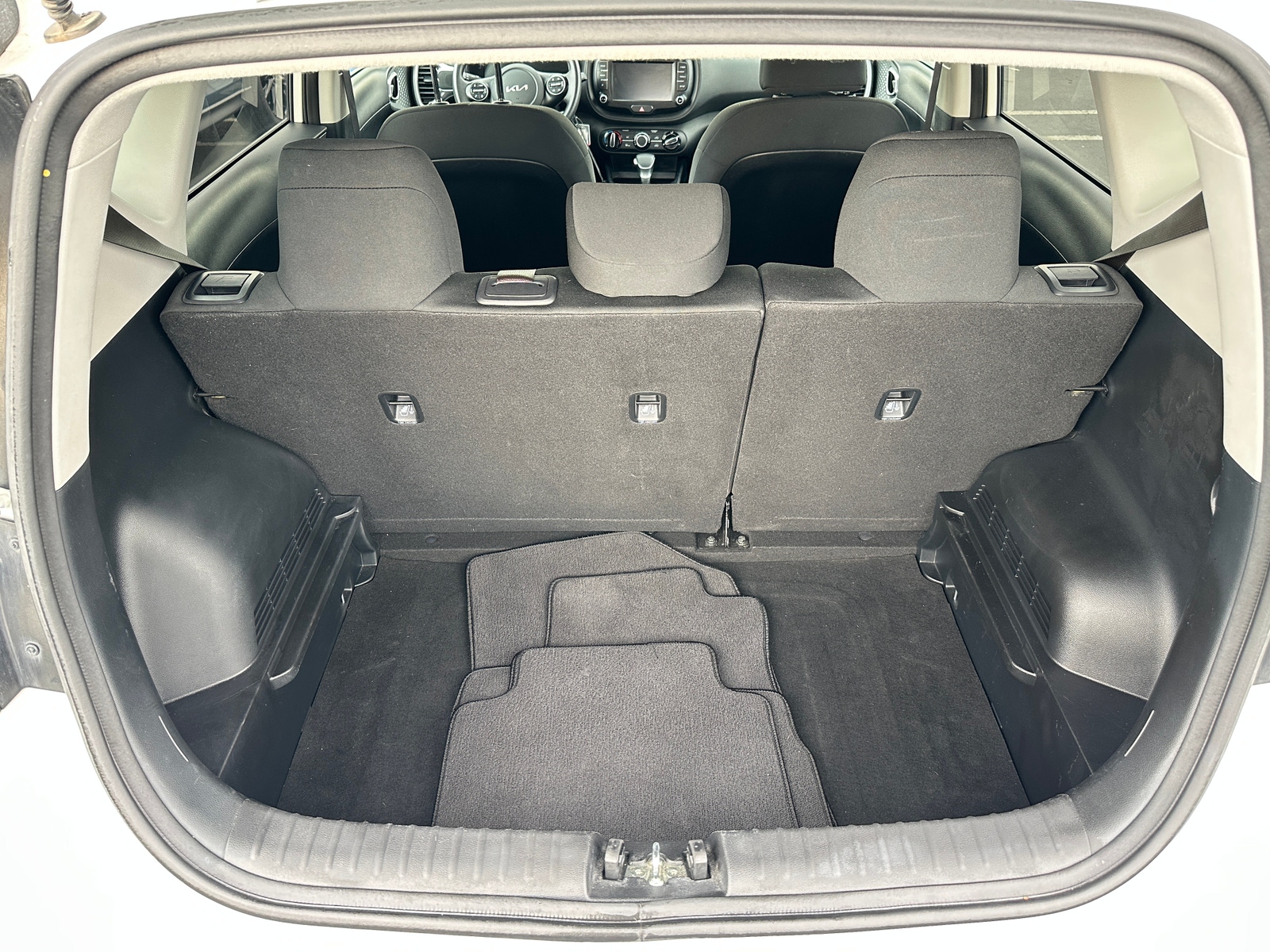 Thumbnail: 2024 Kia Soul - 7