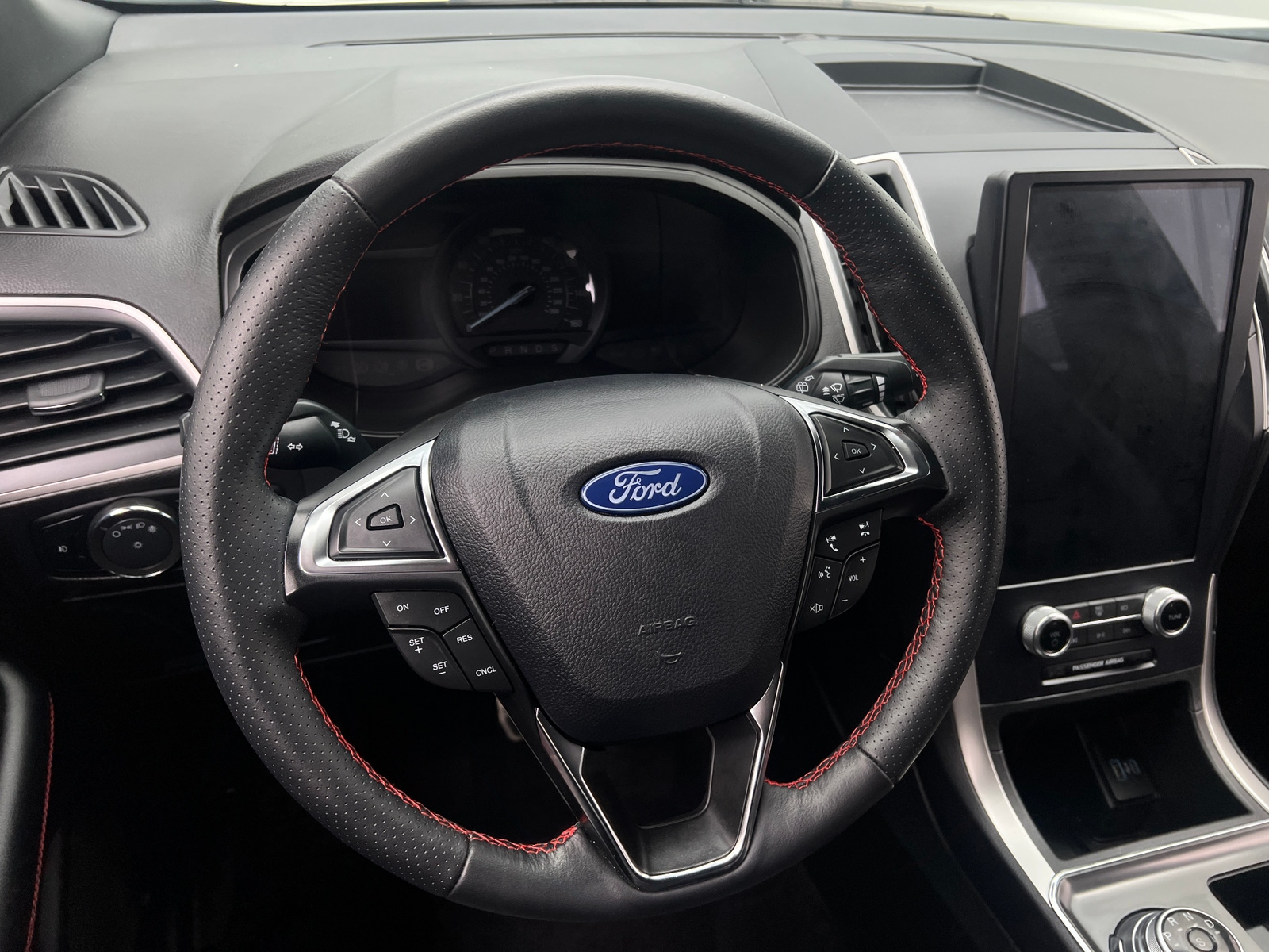 Thumbnail: 2024 Ford Edge - 4