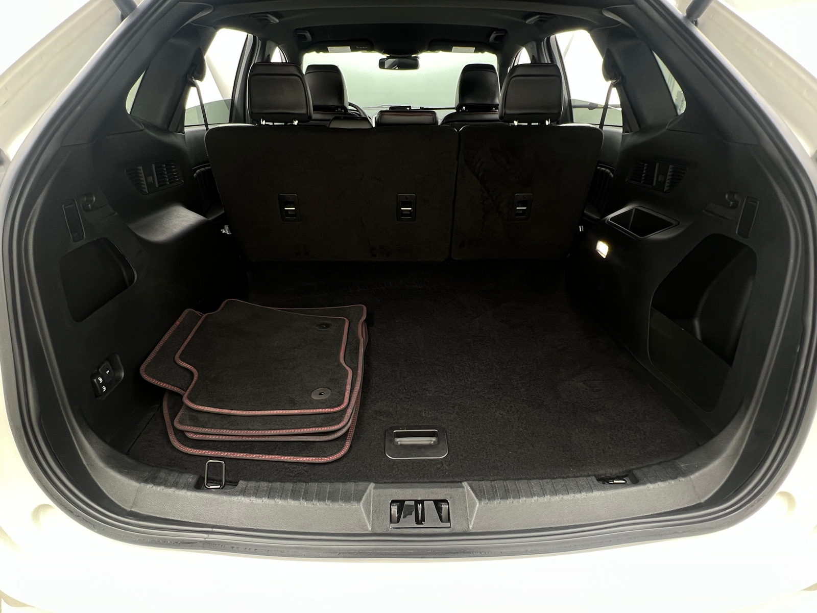 Thumbnail: 2024 Ford Edge - 6