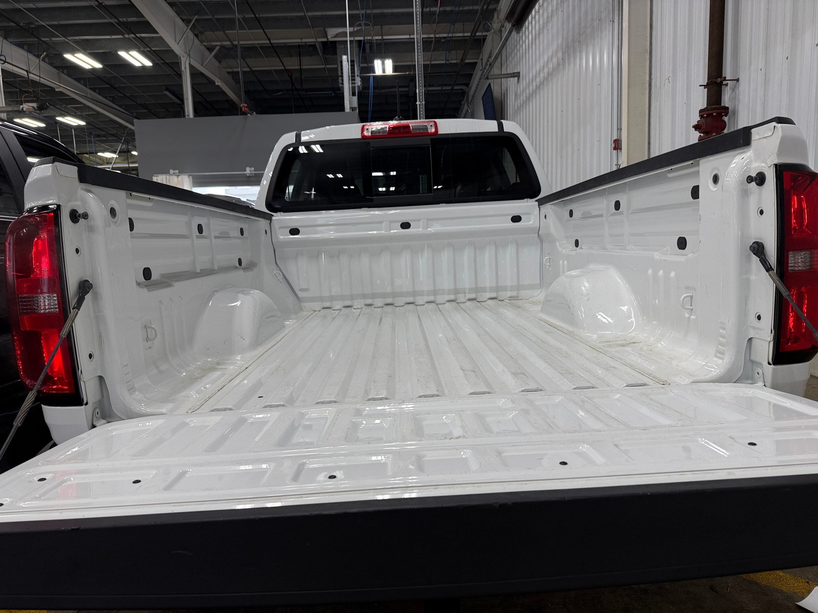 Thumbnail: 2022 Chevrolet Colorado - 7