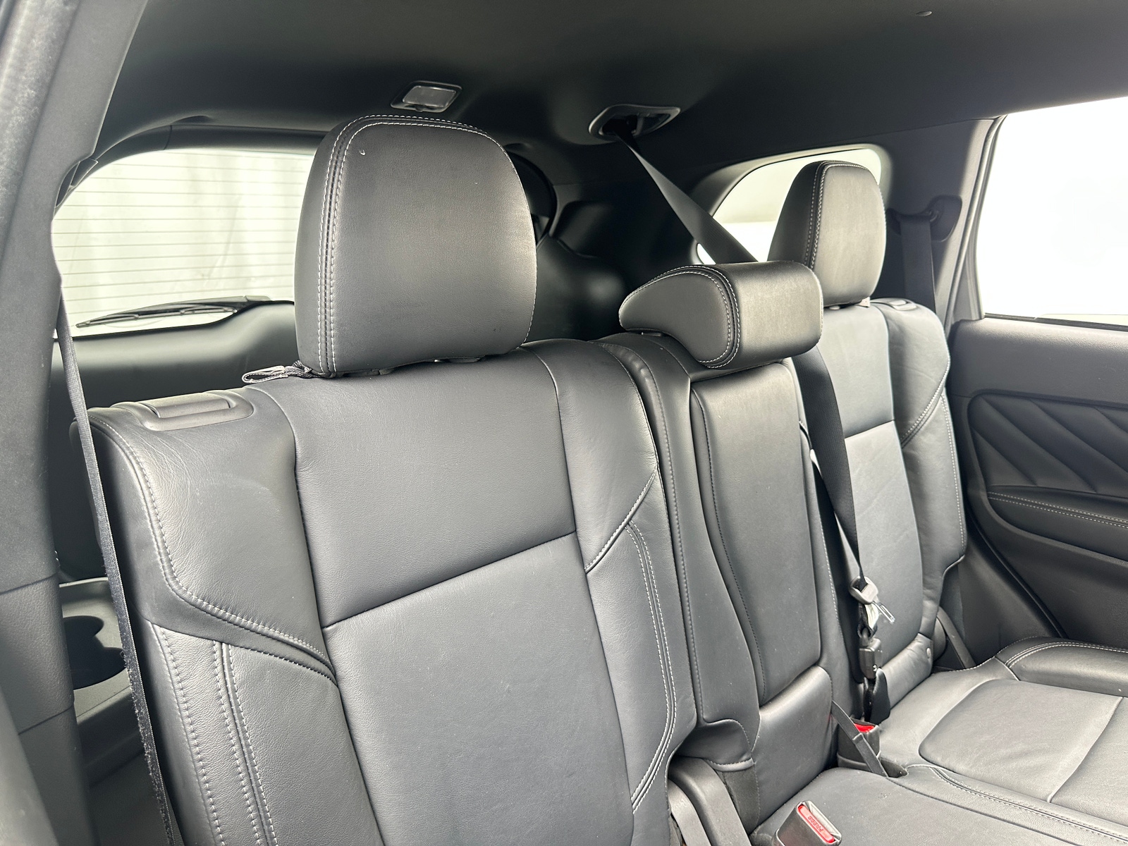 Thumbnail: 2020 Mitsubishi Outlander - 5