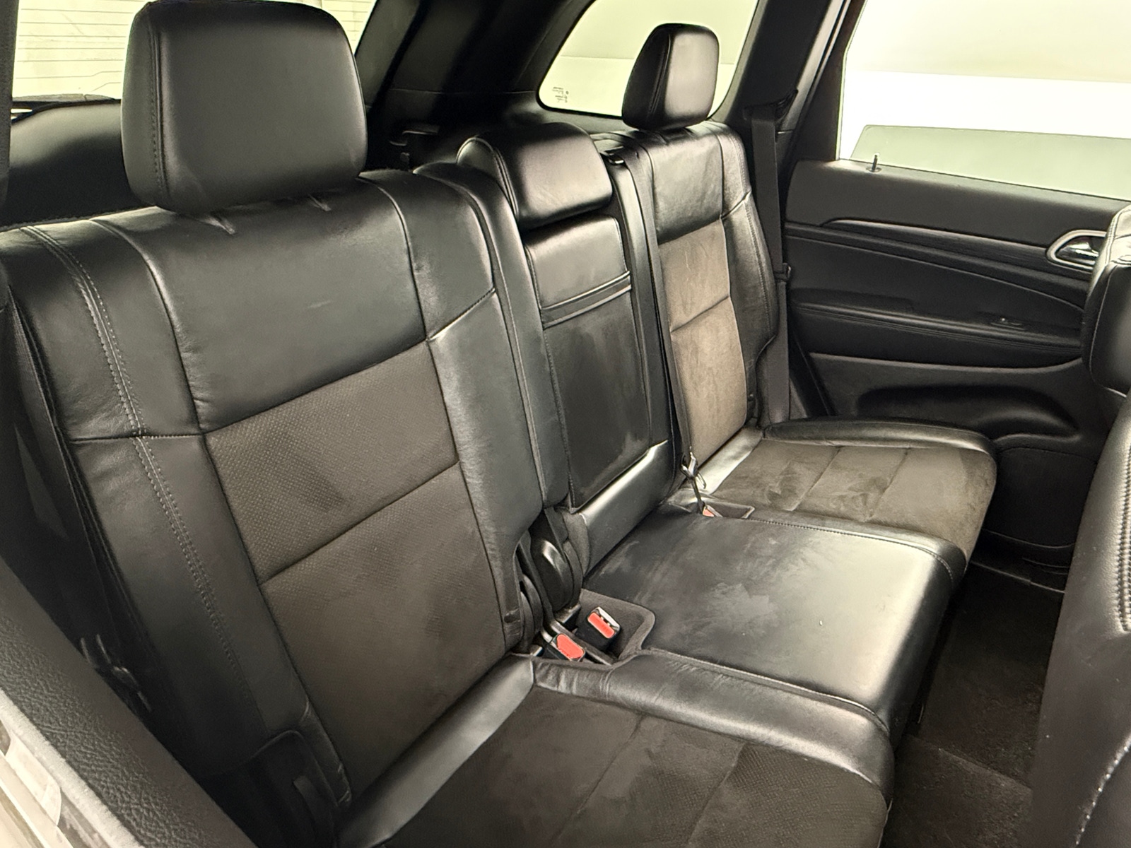 Thumbnail: 2022 Jeep Grand Cherokee - 5