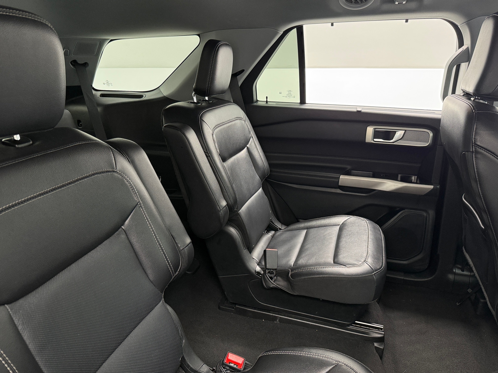 Thumbnail: 2023 Ford Explorer - 5