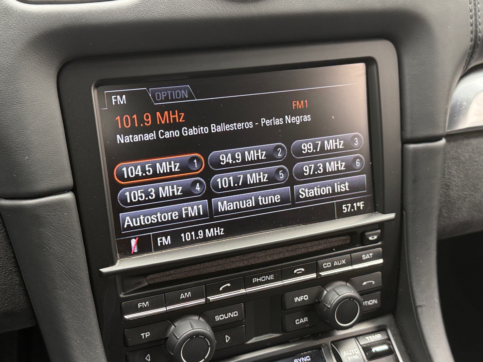 Thumbnail: 2015 Porsche Boxster - 3