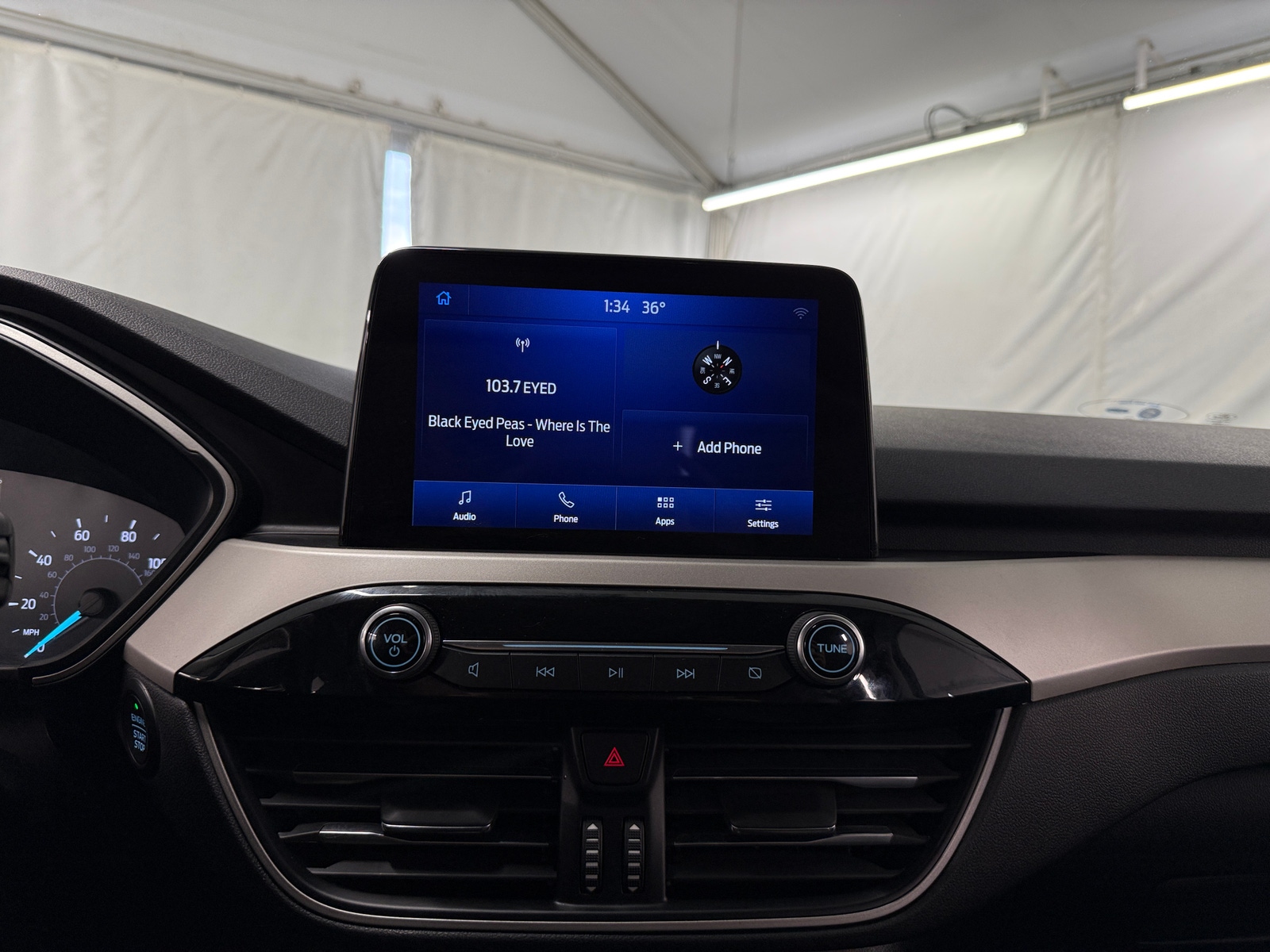 Thumbnail: 2021 Ford Escape - 4