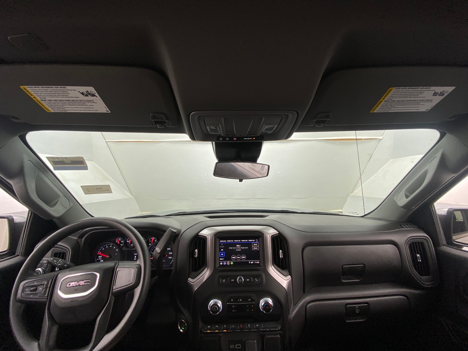 Thumbnail: 2024 GMC Sierra 1500 - 3