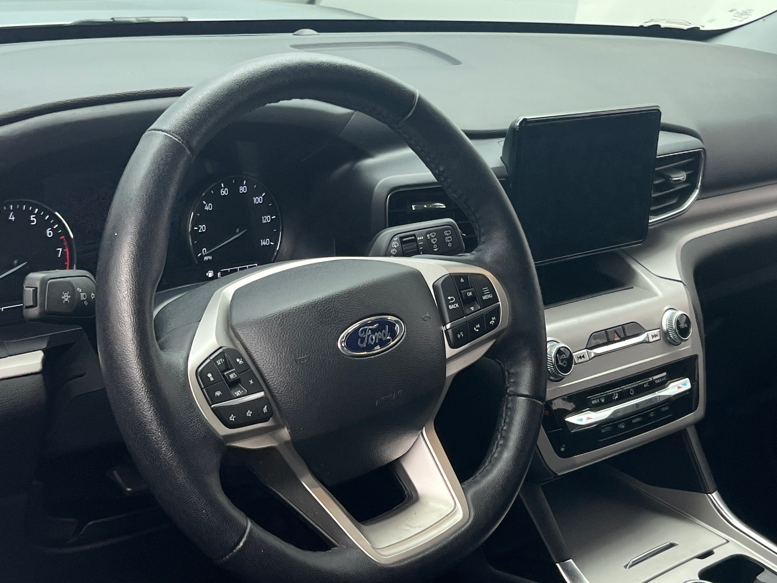 Thumbnail: 2023 Ford Explorer - 5