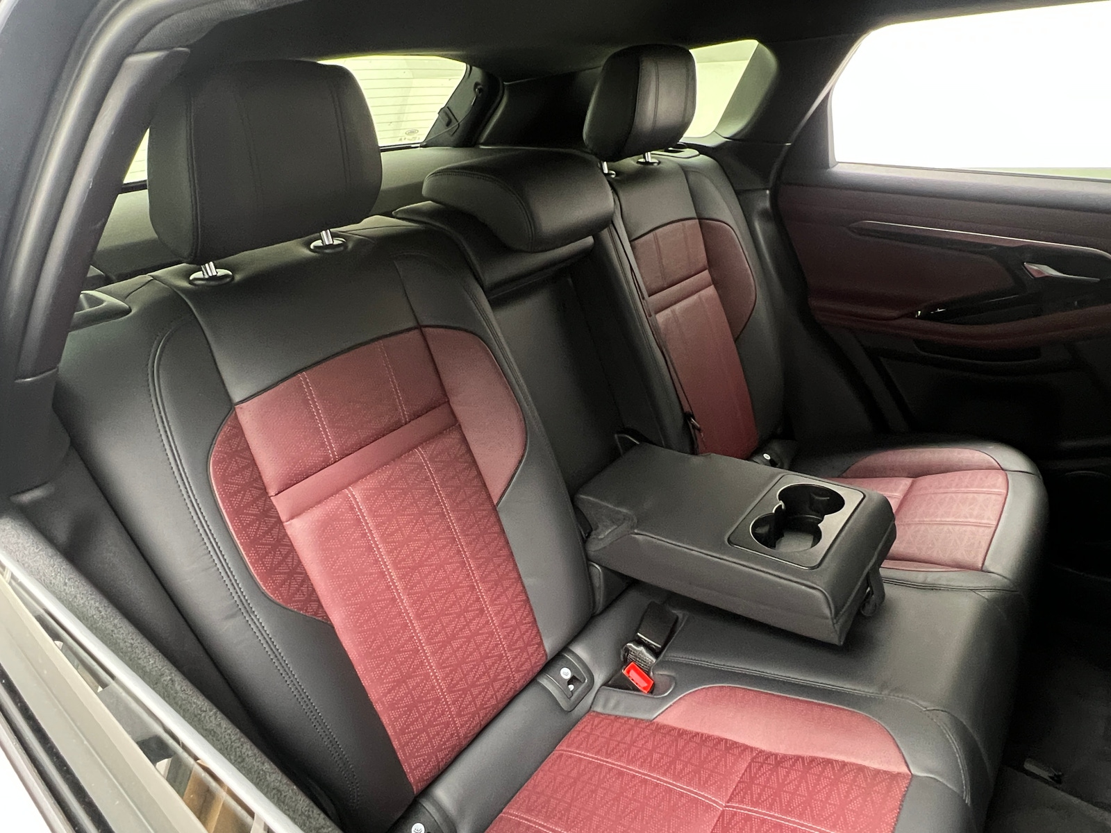 Thumbnail: 2021 Land Rover Range Rover Evoque - 5