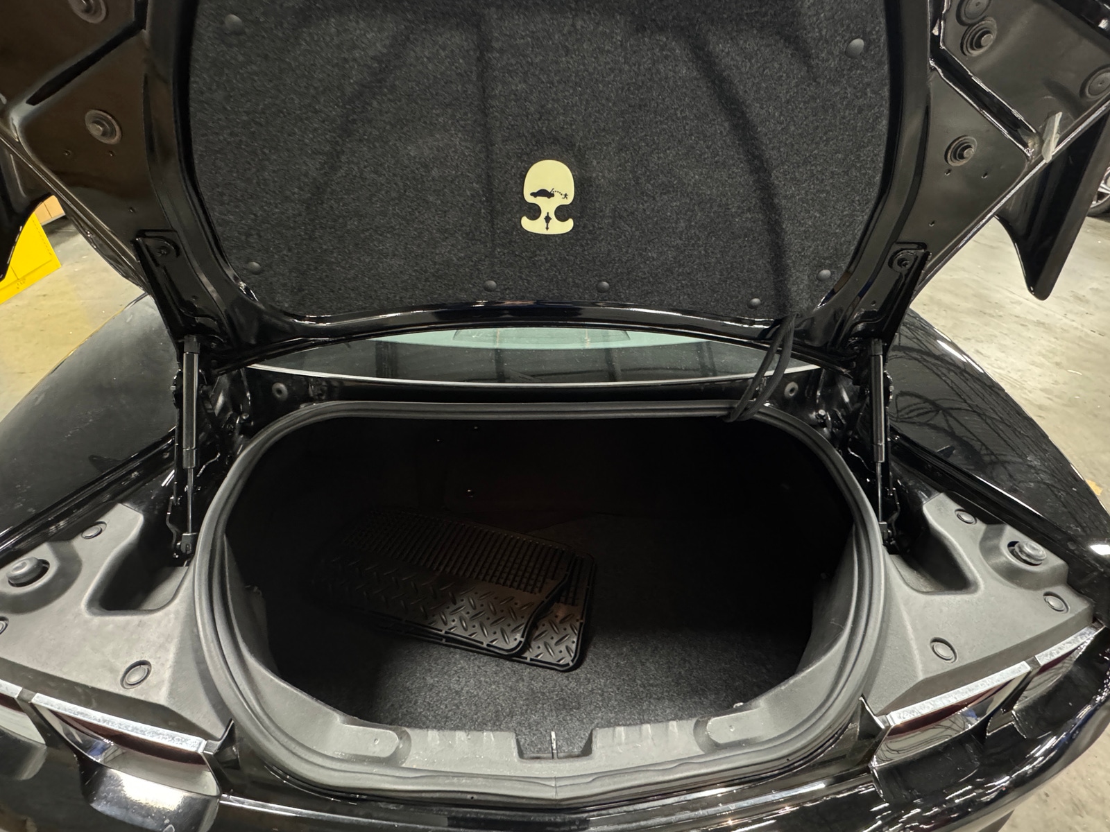 Thumbnail: 2012 Chevrolet Camaro - 4