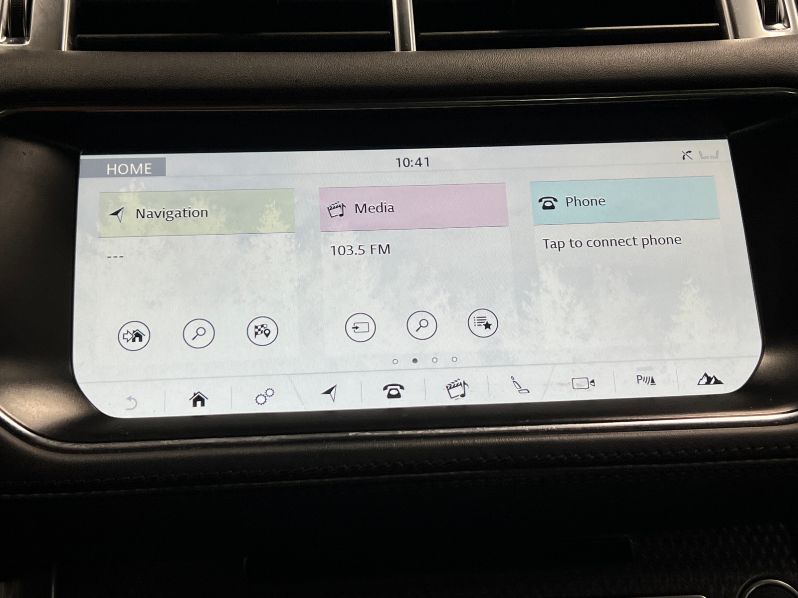 Thumbnail: 2017 Land Rover Range Rover Sport - 3