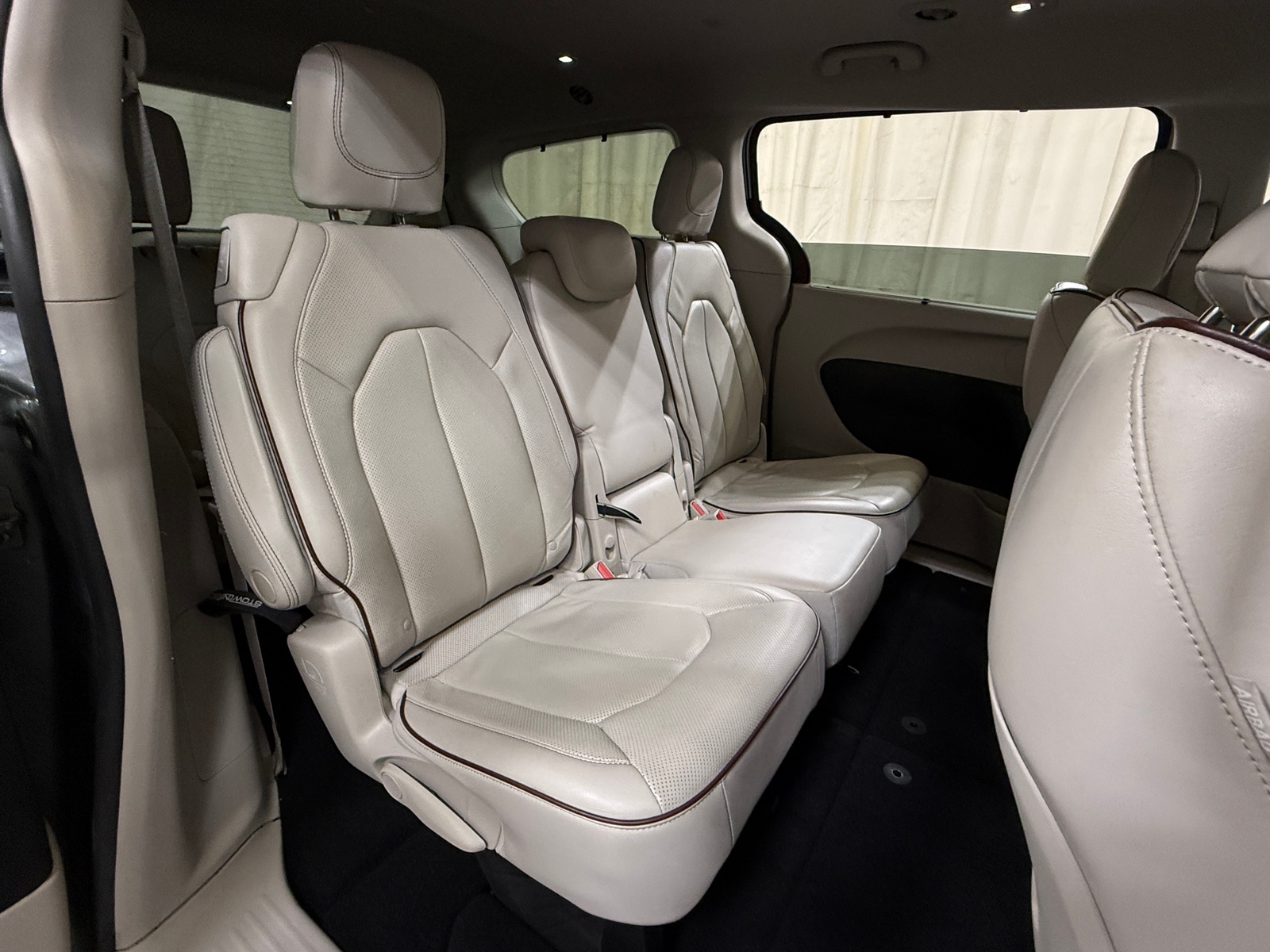 Thumbnail: 2019 Chrysler Pacifica - 5