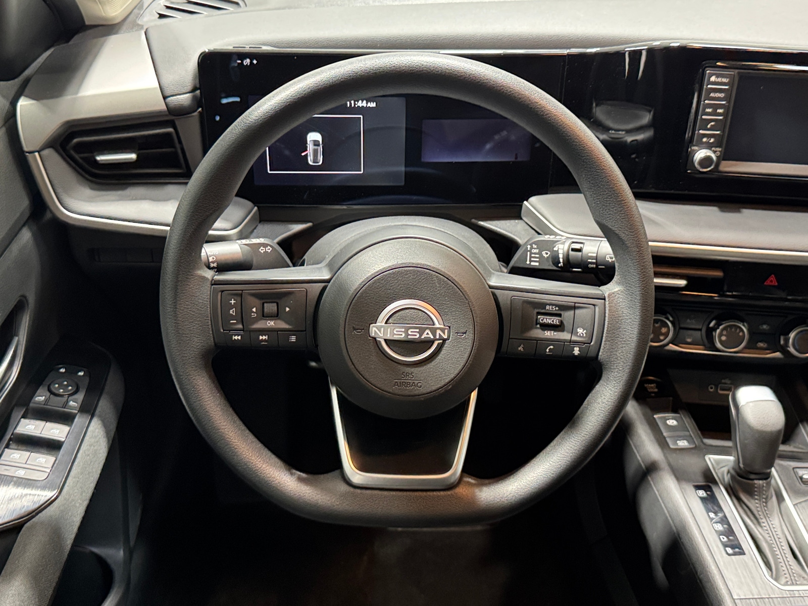 Thumbnail: 2025 Nissan Kicks - 5