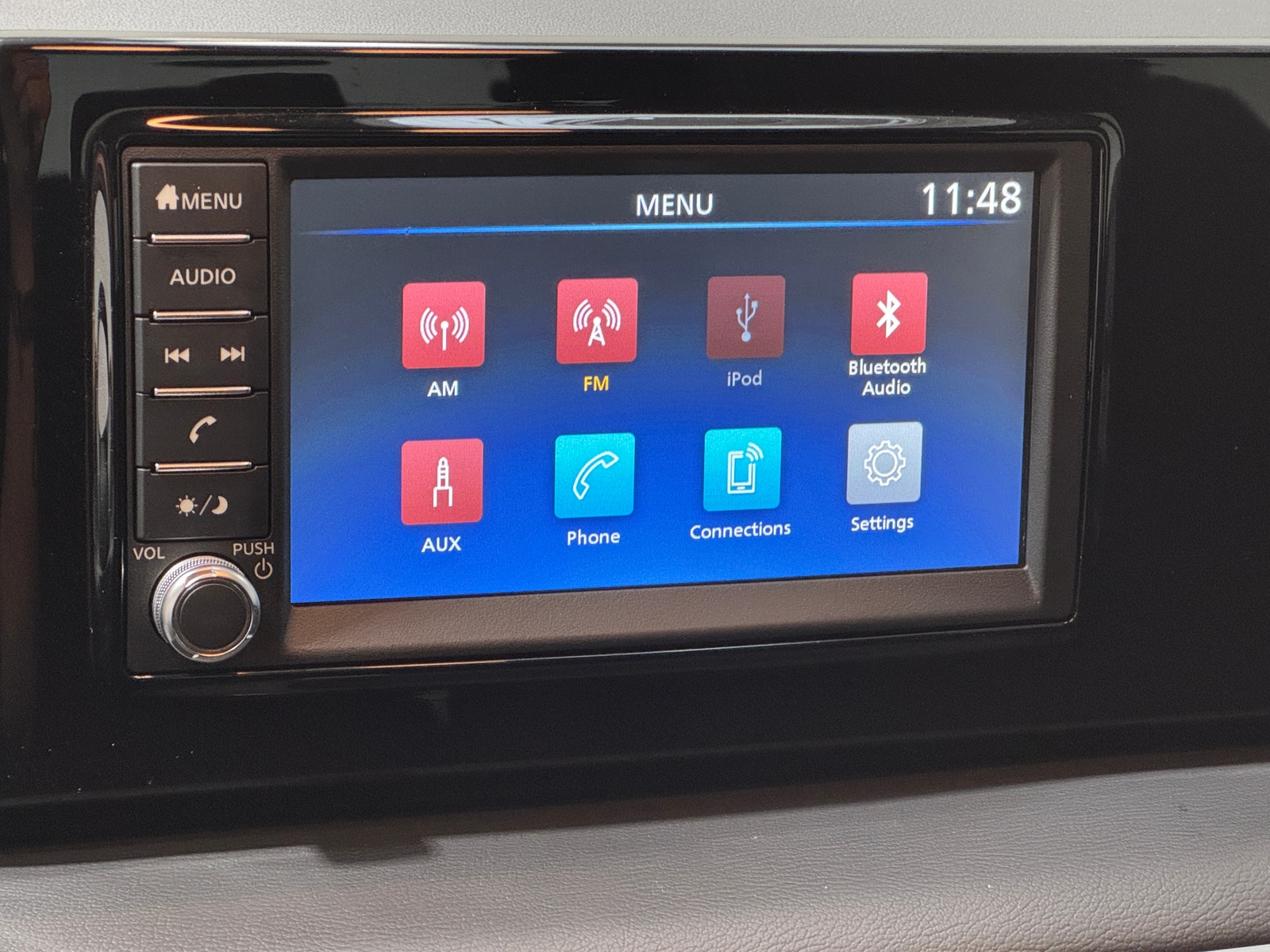 Thumbnail: 2025 Nissan Kicks - 4