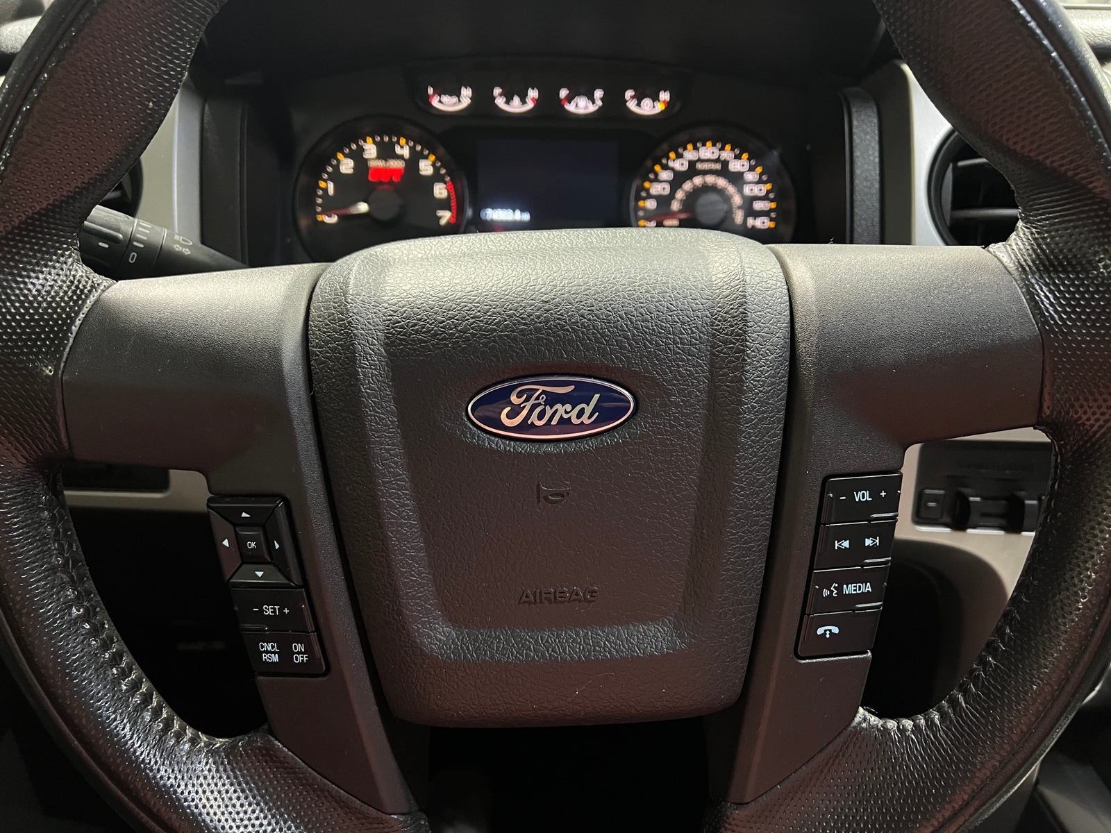 Thumbnail: 2013 Ford Econoline - 4