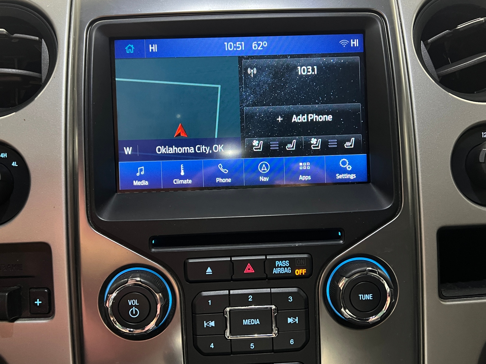 Thumbnail: 2013 Ford Econoline - 3