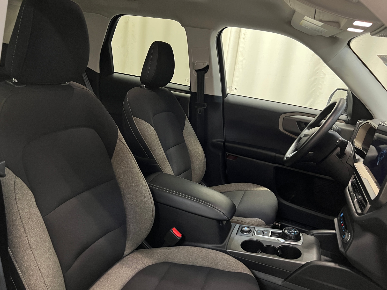 Thumbnail: 2025 Ford Bronco Sport - 2