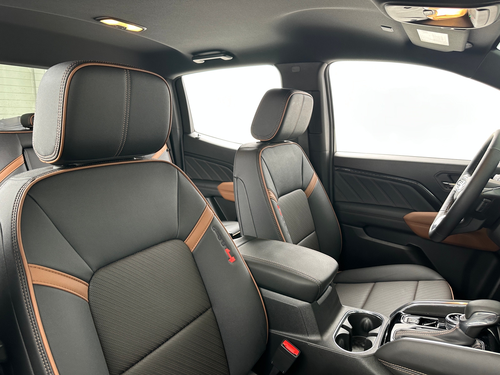 Thumbnail: 2024 GMC Canyon - 2