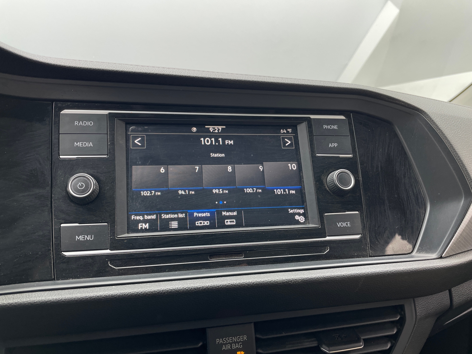 Thumbnail: 2021 Volkswagen Jetta - 4