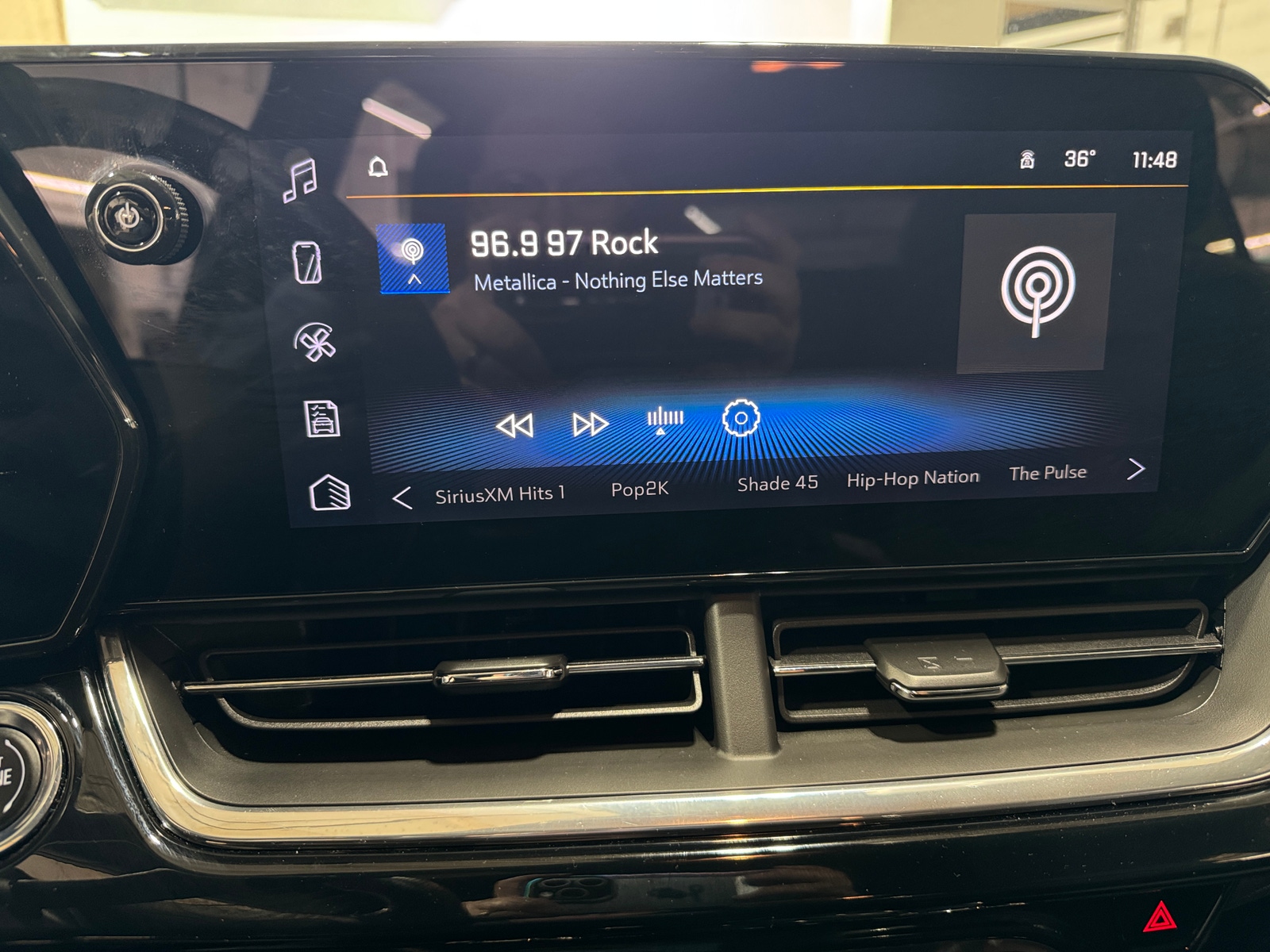 Thumbnail: 2024 Chevrolet Trax - 3