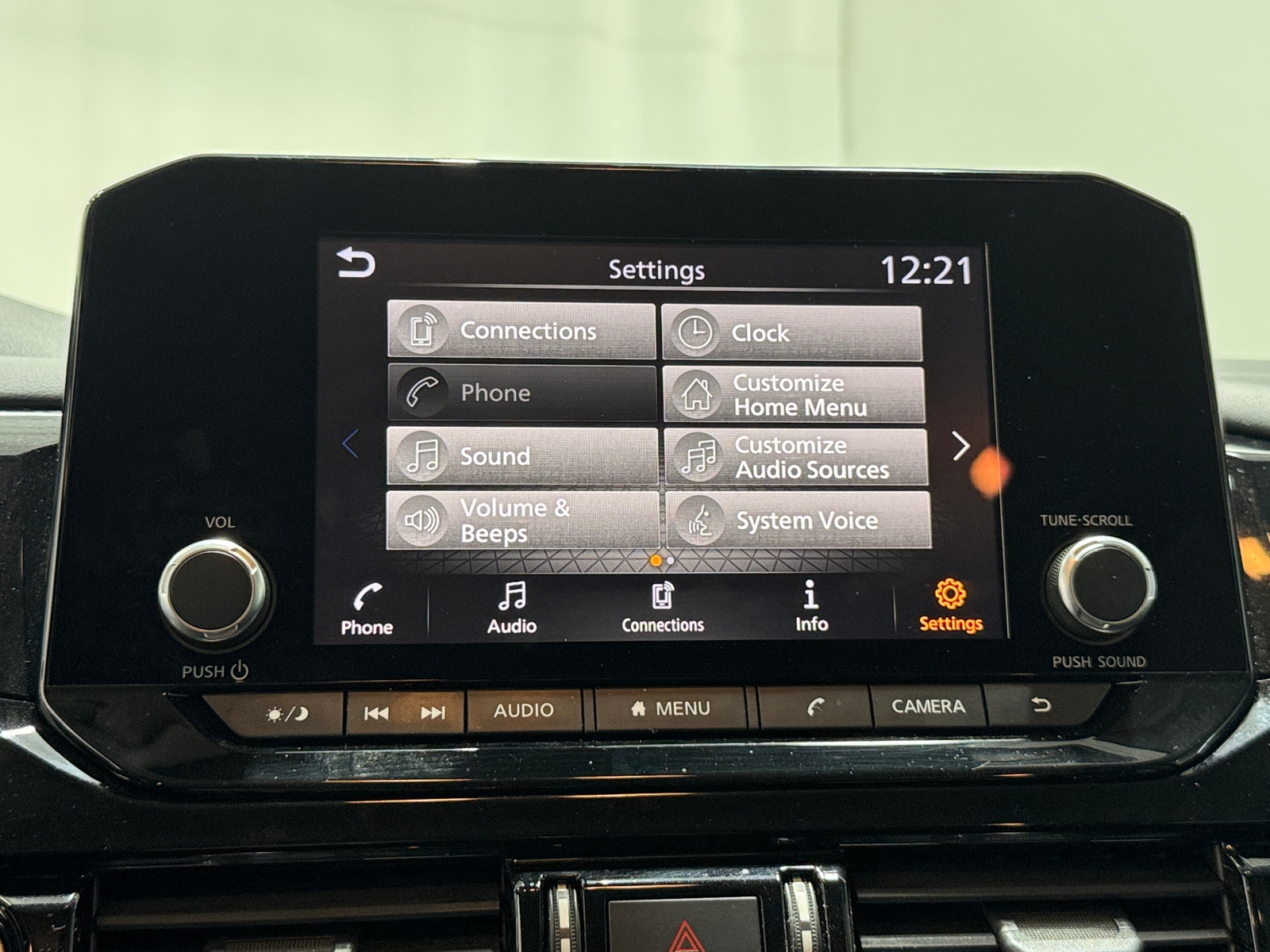 Thumbnail: 2022 Nissan Pathfinder - 4