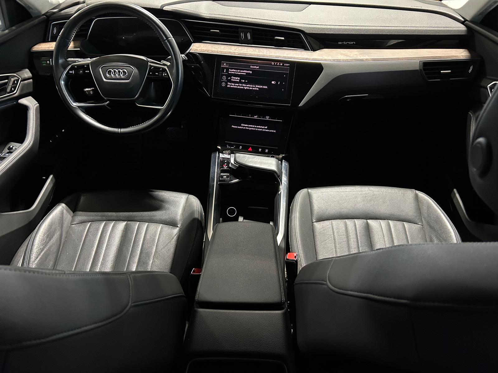 Thumbnail: 2019 Audi e-tron - 2