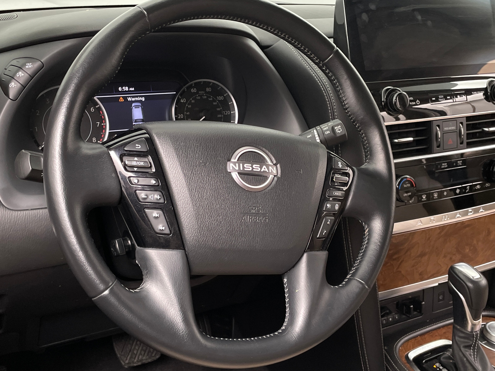 Thumbnail: 2022 Nissan Armada - 4