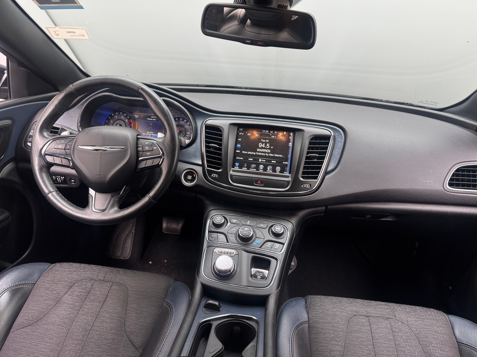 Thumbnail: 2017 Chrysler 200 - 2