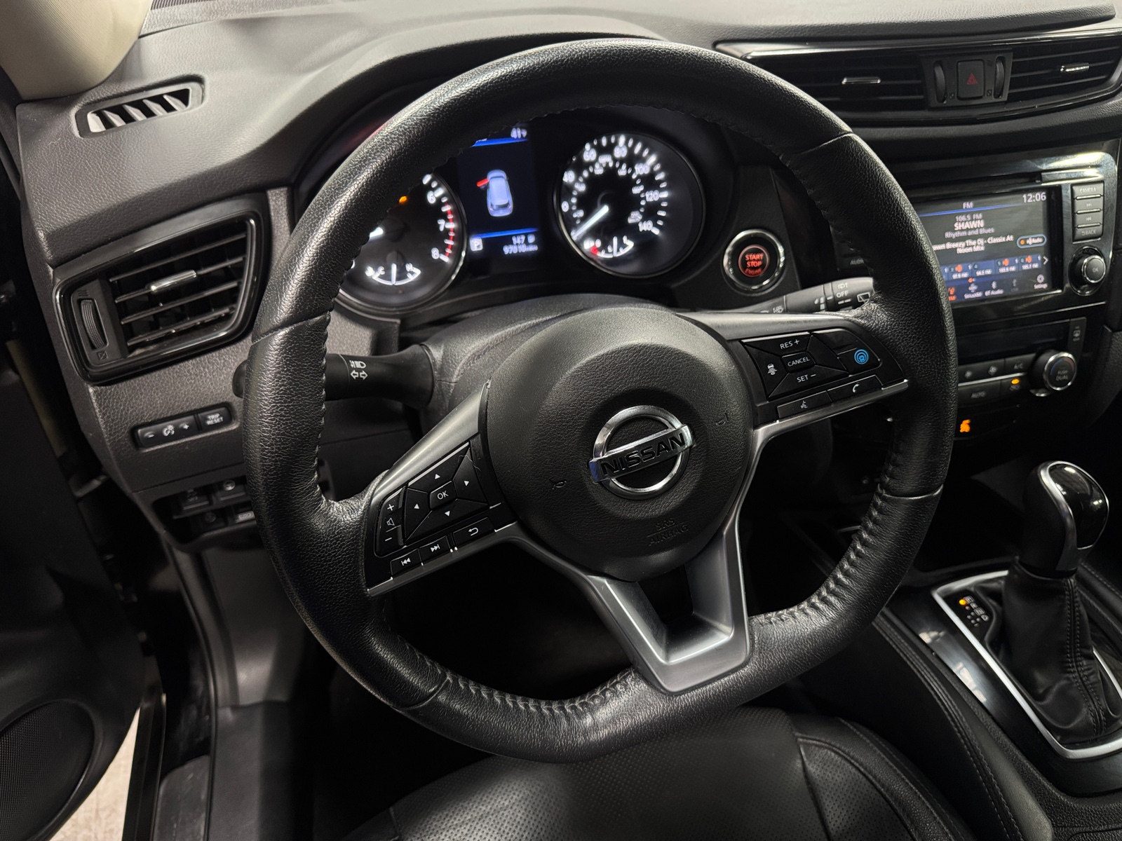 Thumbnail: 2020 Nissan Rogue - 4