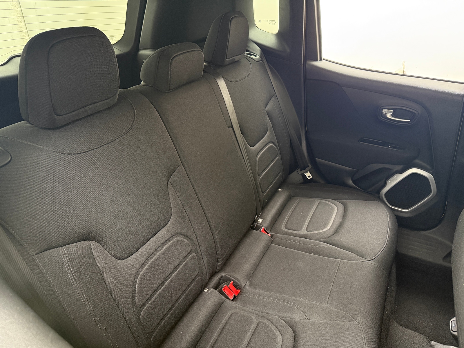 Thumbnail: 2018 Jeep Renegade - 6