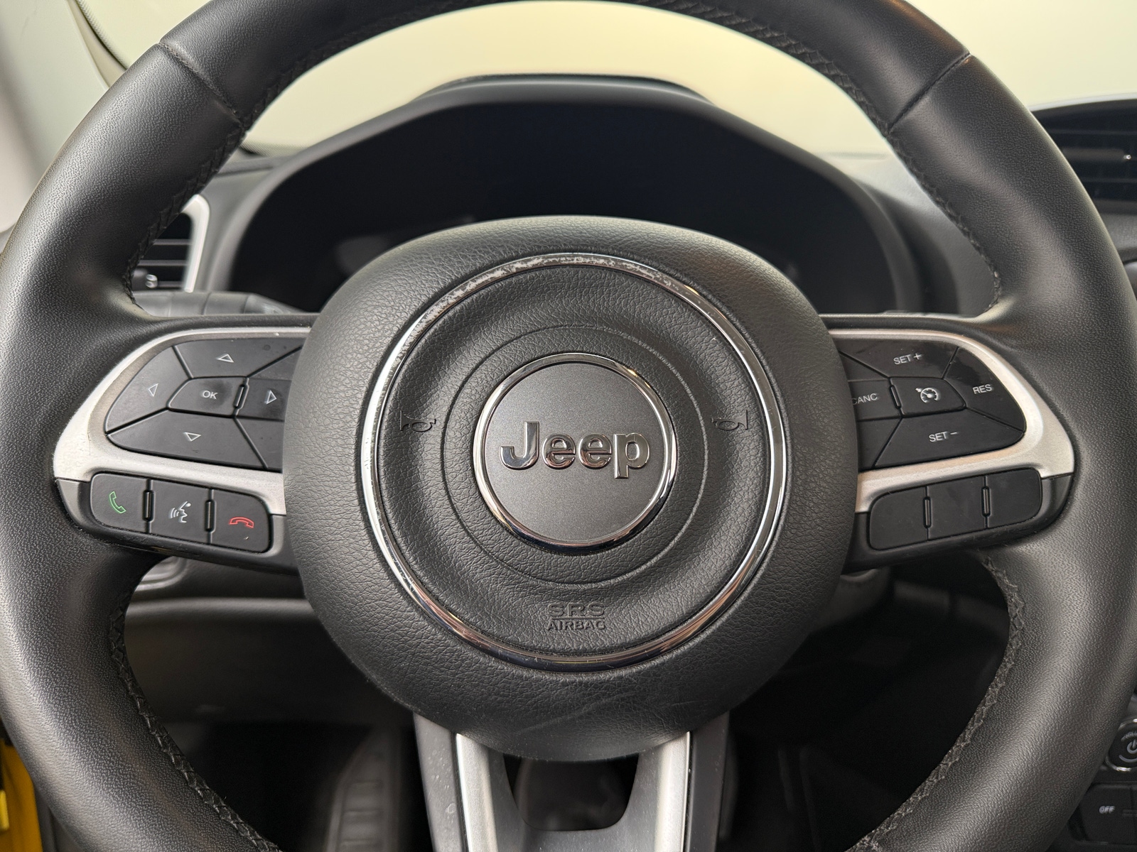 Thumbnail: 2018 Jeep Renegade - 5