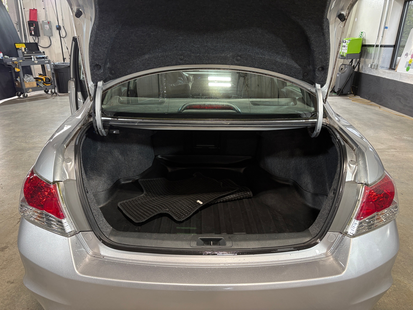 Thumbnail: 2010 Honda Accord - 7