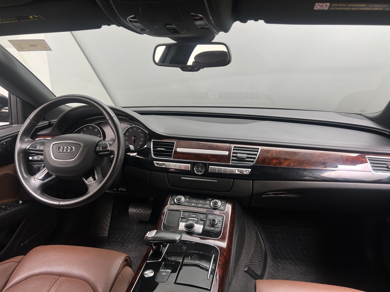 Thumbnail: 2013 Audi A8 - 2